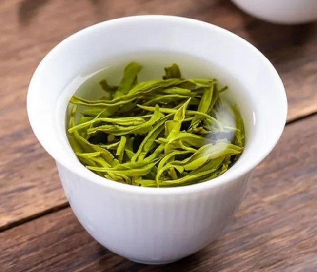 桐庐天尊贡芽茶价格，浙江桐庐天尊贡芽茶价格多少钱一斤