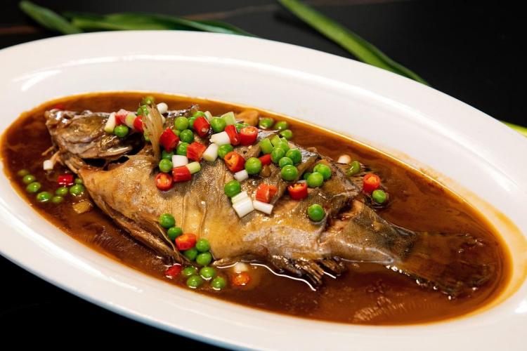 臭鳜鱼是哪个地方的特色菜,??徽菜臭鳜(guì)鱼历史由来简介